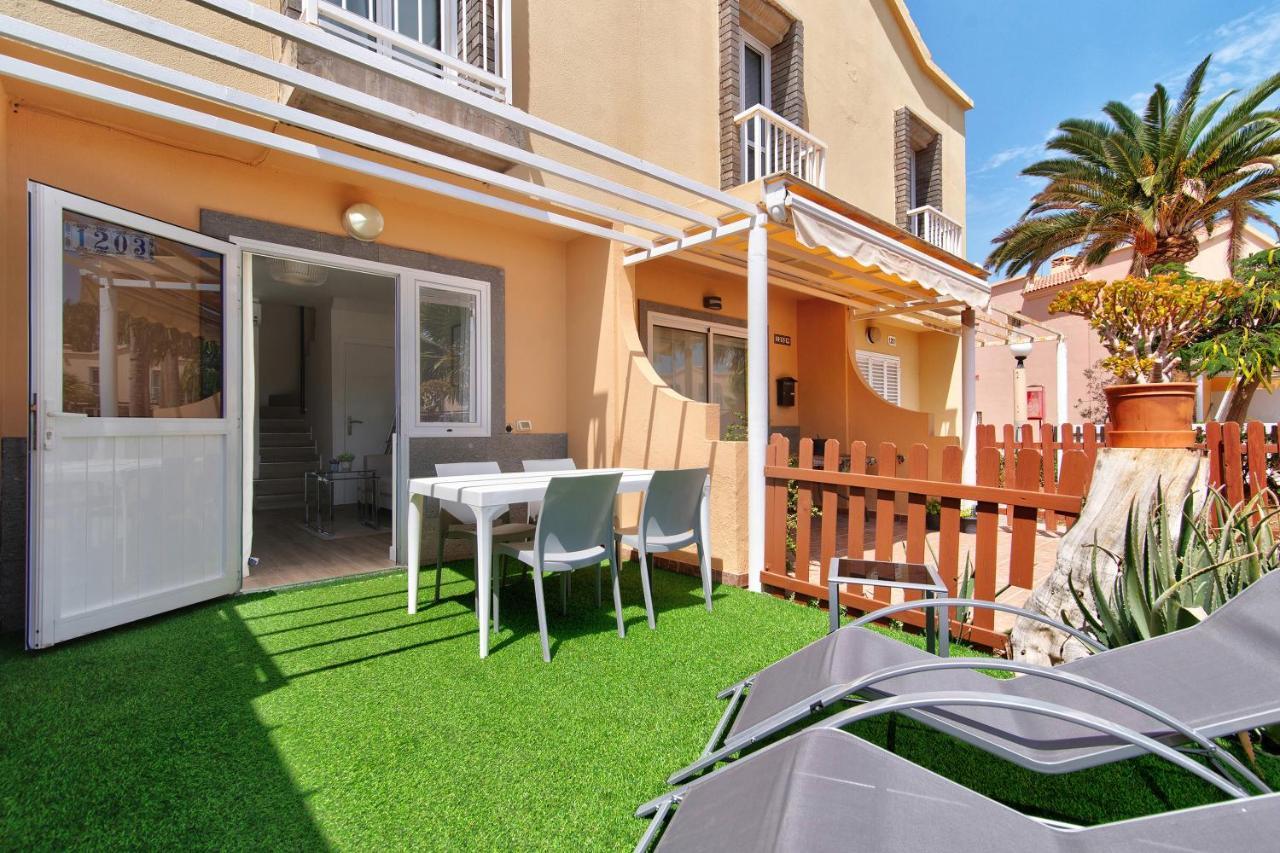 Oasis Pool View Apartment Маспаломас Екстериор снимка